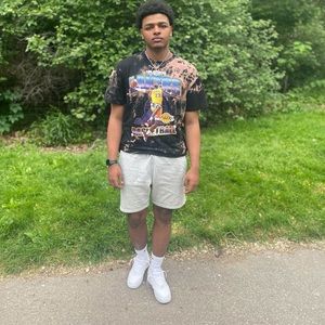 Meet your Posher, Leo